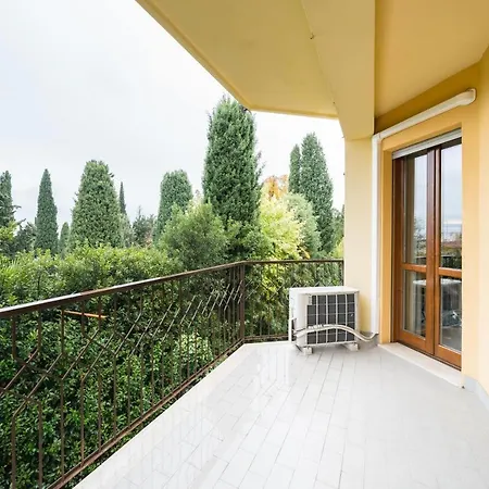 Residenza Al Vittoriale - By Host4u Gardone Riviera