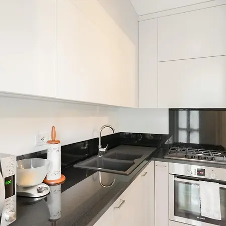 Residenza Al Vittoriale - By Host4u Gardone Riviera